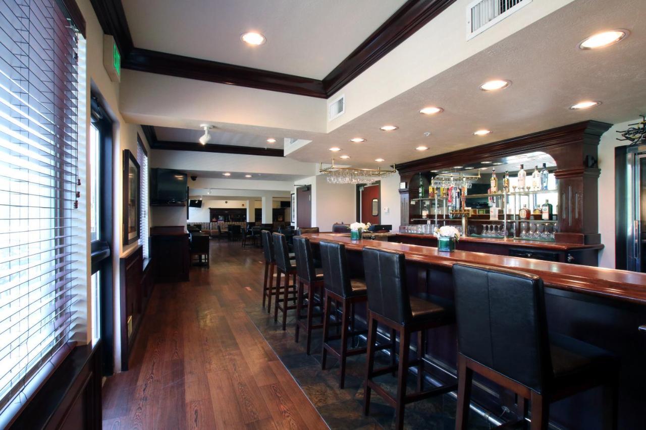 Oxford Suites Spokane Valley Buitenkant foto