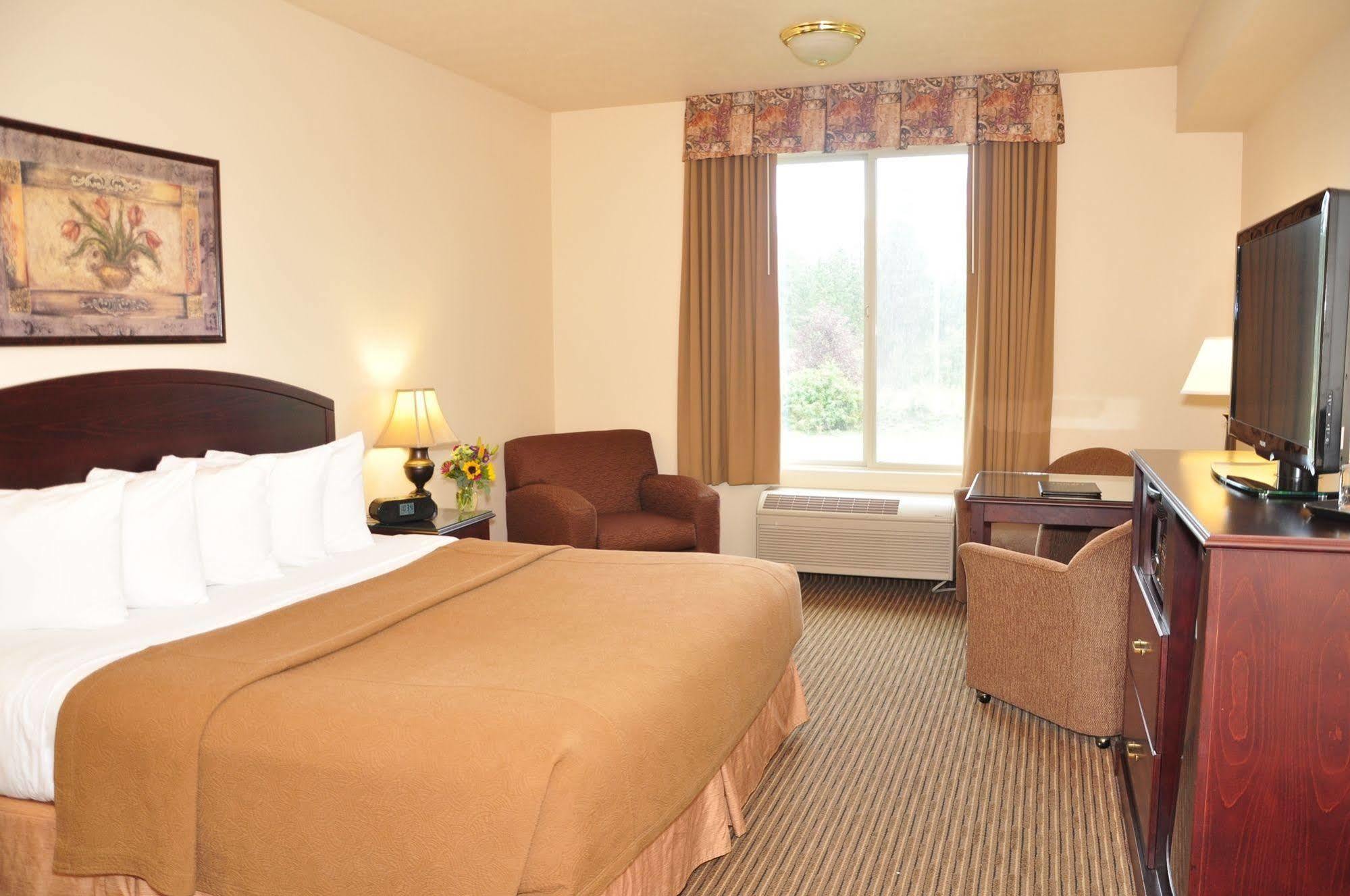 Oxford Suites Spokane Valley Buitenkant foto